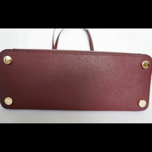 MICHAEL KORS LARGE CIARA TOTE IN MERLOT - Picture 4 of 7